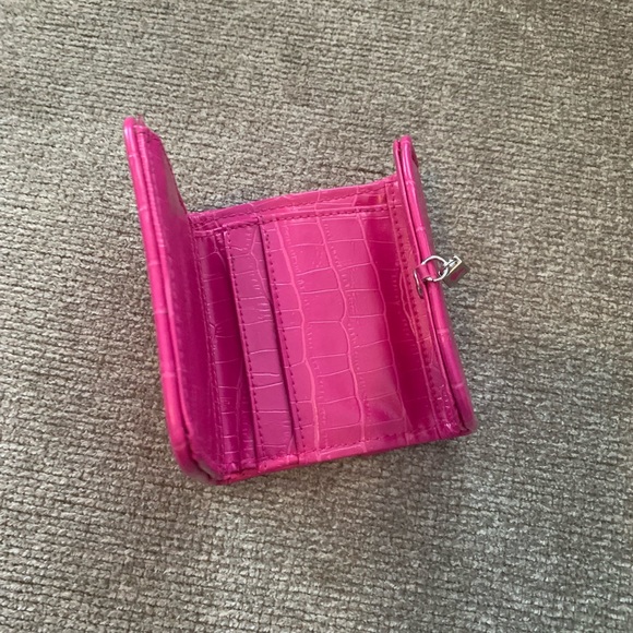 Wallet - Picture 2 of 3